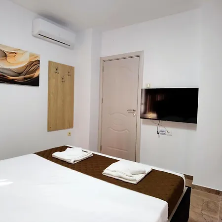 Апартамент Cabacum Pleasure Beachfront - 50m To And Pool Варна